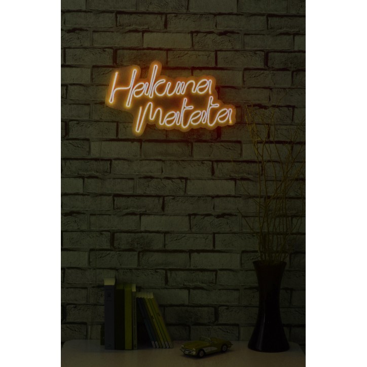 Iluminación LED decorativa de plástico Hakuna Matata amarillo 47x29x2 cm