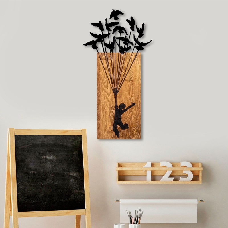 Decoración pared de madera Flying Boy 1 nogal negro 45x86 cm